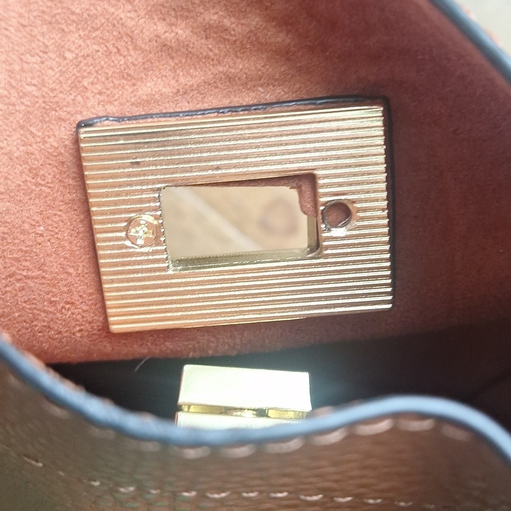 Steve Madden Brown Crossbody Bucket Bag - Picture 14 of 15